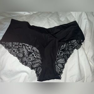 NWT VICTORIAS SECRET BLACK LACE PANTIES